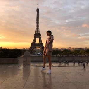 Meet your Posher, Jasmine